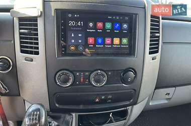 Грузовой фургон Mercedes-Benz Sprinter 2011 в 
