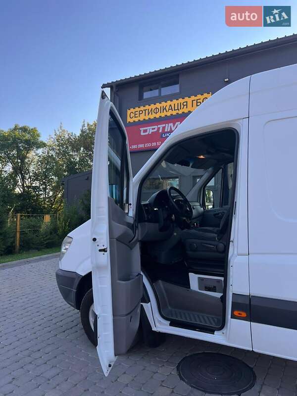 Грузовой фургон Mercedes-Benz Sprinter 2011 в Тернополе