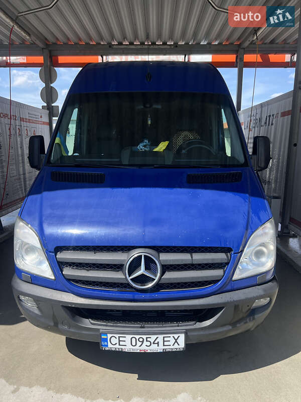 Микроавтобус Mercedes-Benz Sprinter 2012 в Черновцах