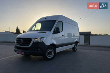 Грузовой фургон Mercedes-Benz Sprinter 2020 в 