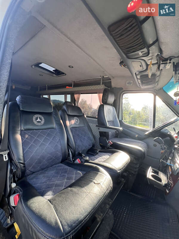 Грузопассажирский фургон Mercedes-Benz Sprinter 2006 в Славском