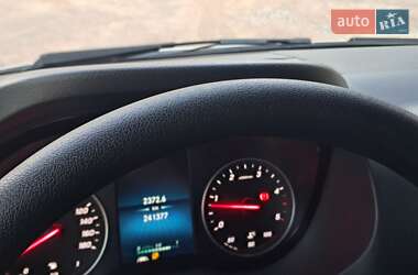 Вантажний фургон Mercedes-Benz Sprinter 2022 в 