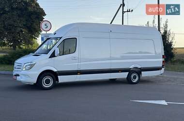 Грузовой фургон Mercedes-Benz Sprinter 2017 в 