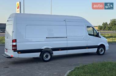 Грузовой фургон Mercedes-Benz Sprinter 2017 в 
