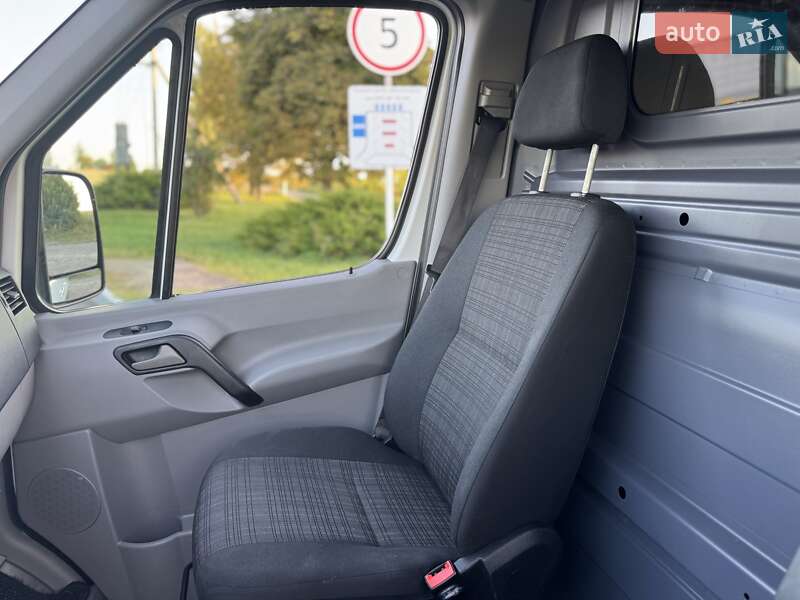 Грузовой фургон Mercedes-Benz Sprinter 2017 в Дубно