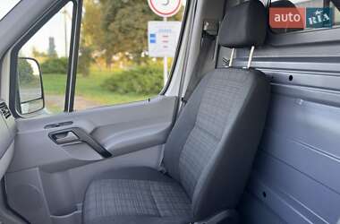 Грузовой фургон Mercedes-Benz Sprinter 2017 в 