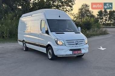 Грузовой фургон Mercedes-Benz Sprinter 2017 в 