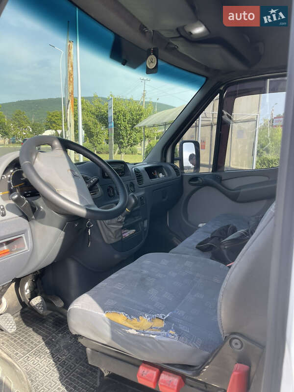 Вантажний фургон Mercedes-Benz Sprinter 2003 в Львові фото 6 Вантажний фургон Mercedes-Benz Sprinter 2003 в Львові