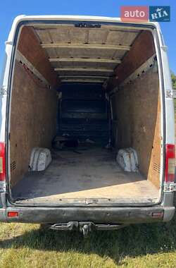 Грузовой фургон Mercedes-Benz Sprinter 2005 в 