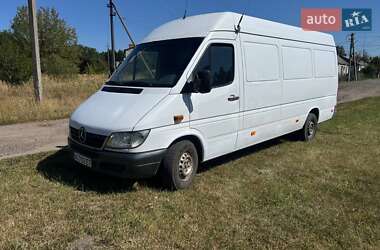 Вантажний фургон Mercedes-Benz Sprinter 2005 в Ківерцях