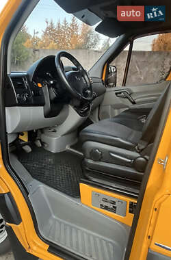 Грузовой фургон Mercedes-Benz Sprinter 2014 в 