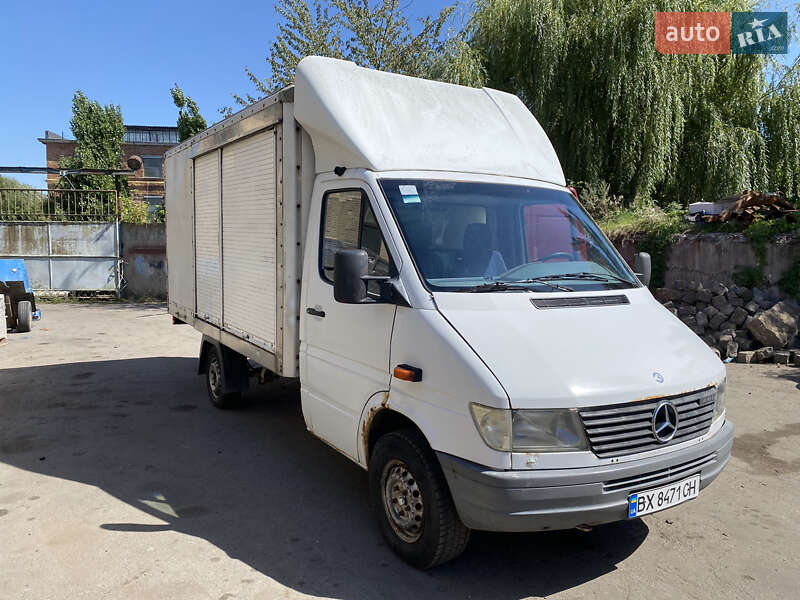 Грузовой фургон Mercedes-Benz Sprinter 1996 в Виннице