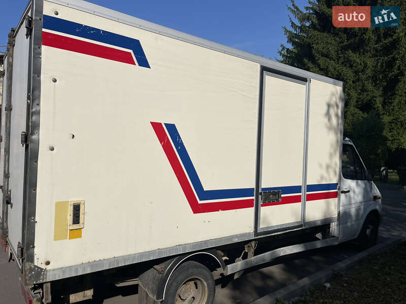 Рефрижератор Mercedes-Benz Sprinter 1999 в Рівному