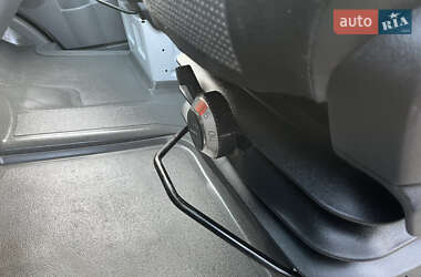Грузовой фургон Mercedes-Benz Sprinter 2013 в 