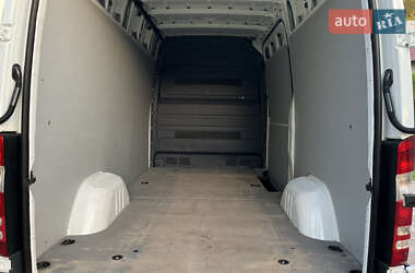 Грузовой фургон Mercedes-Benz Sprinter 2013 в 