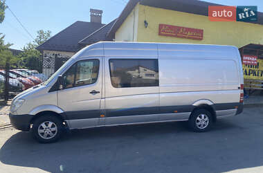 Вантажопасажирський фургон Mercedes-Benz Sprinter 2011 в Чернівцях