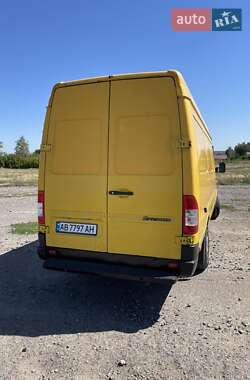 Грузовой фургон Mercedes-Benz Sprinter 2004 в 