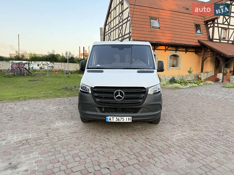 Микроавтобус Mercedes-Benz Sprinter 2022 в Калуше