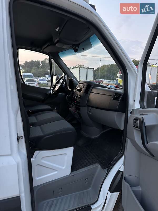 Грузовой фургон Mercedes-Benz Sprinter 2012 в Львове