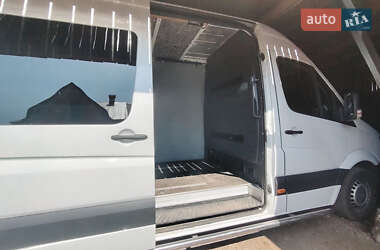 Грузовой фургон Mercedes-Benz Sprinter 2018 в 