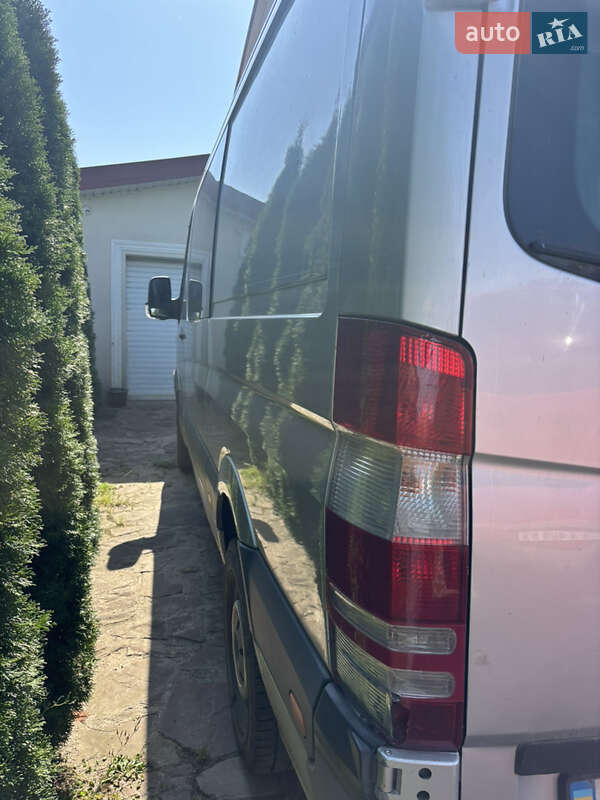 Грузовой фургон Mercedes-Benz Sprinter 2010 в Бучаче