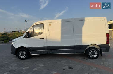 Грузовой фургон Mercedes-Benz Sprinter 2021 в 