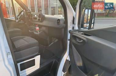 Грузовой фургон Mercedes-Benz Sprinter 2021 в 