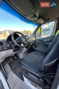 Грузовой фургон Mercedes-Benz Sprinter 2016 в 