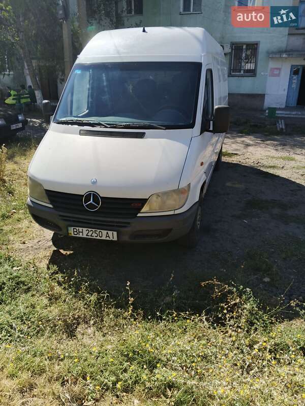Mercedes-Benz Sprinter 2001