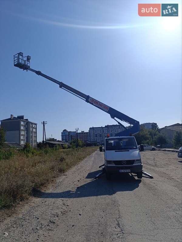 Автовышка Mercedes-Benz Sprinter 2000 в Луцке