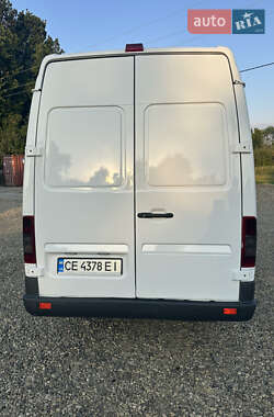 Грузовой фургон Mercedes-Benz Sprinter 2003 в 