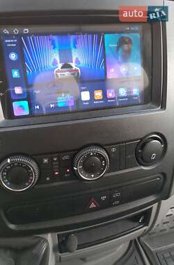 Грузовой фургон Mercedes-Benz Sprinter 2012 в 