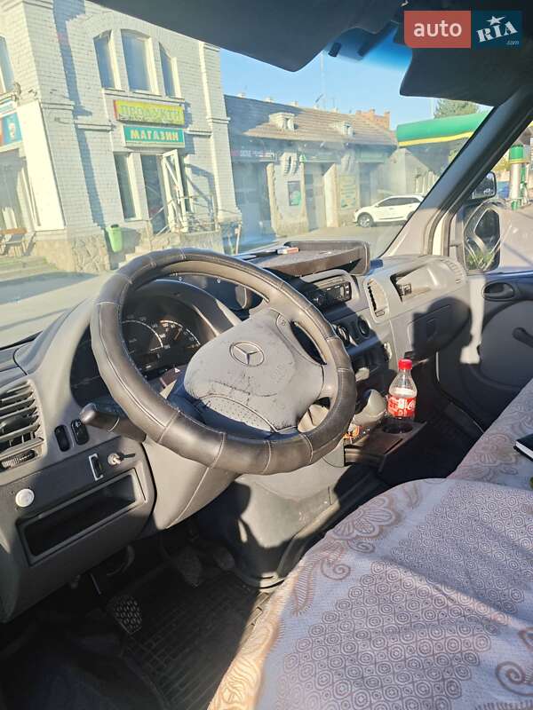 Грузовой фургон Mercedes-Benz Sprinter 2001 в Тернополе