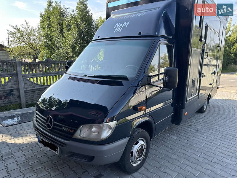 Для перевезення тварин Mercedes-Benz Sprinter 2002 в Бориславі