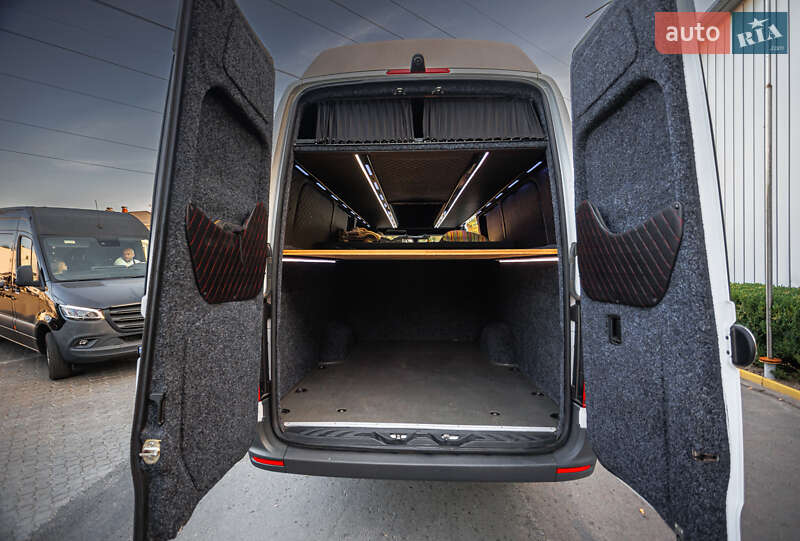 Туристичний / Міжміський автобус Mercedes-Benz Sprinter 2020 в Чернівцях