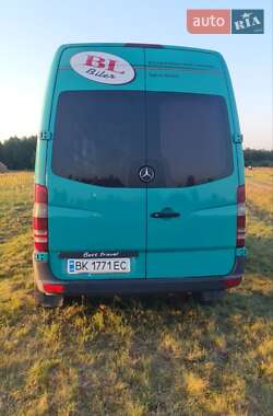 Микроавтобус Mercedes-Benz Sprinter 2010 в  фото 8 Микроавтобус Mercedes-Benz Sprinter 2010 в