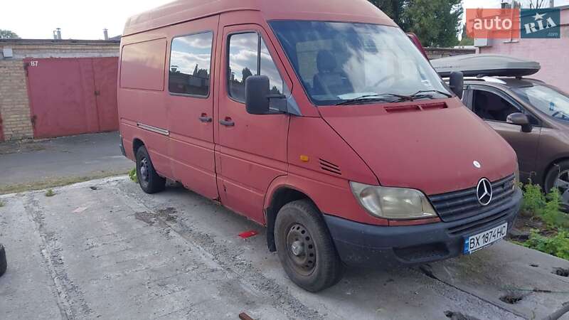Грузопассажирский фургон Mercedes-Benz Sprinter 2000 в Киеве фото 16 Грузопассажирский фургон Mercedes-Benz Sprinter 2000 в Киеве