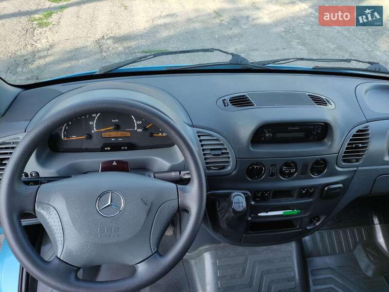 Грузовой фургон Mercedes-Benz Sprinter 2006 в Ровно
