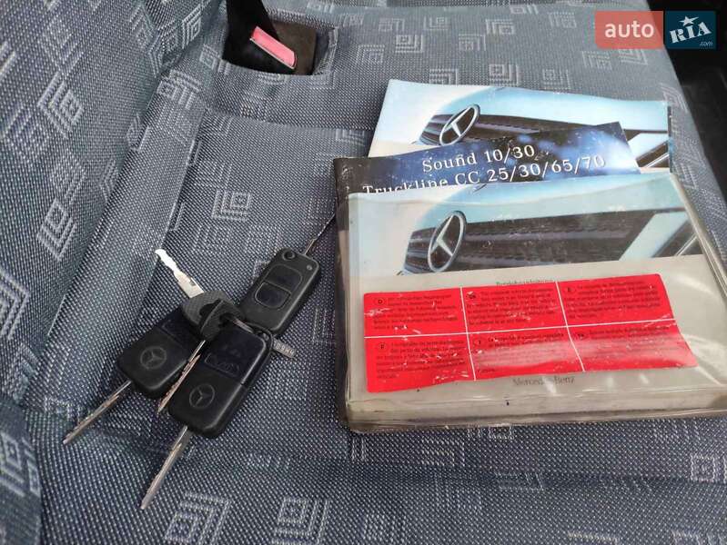 Грузовой фургон Mercedes-Benz Sprinter 2006 в Ровно