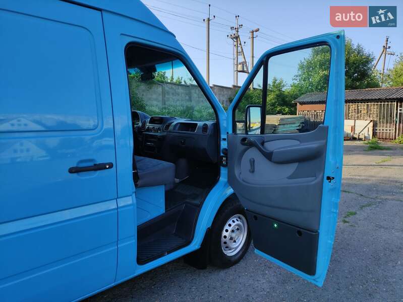 Грузовой фургон Mercedes-Benz Sprinter 2006 в Ровно
