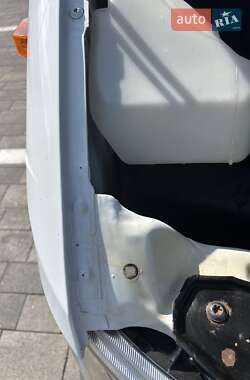 Грузовой фургон Mercedes-Benz Sprinter 2005 в 