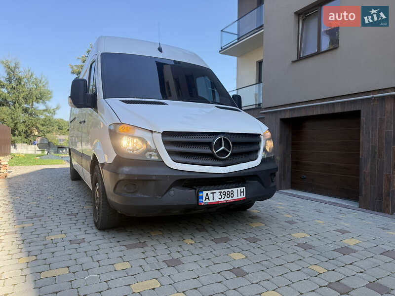 Вантажний фургон Mercedes-Benz Sprinter 2015 в Коломиї фото 3 Вантажний фургон Mercedes-Benz Sprinter 2015 в Коломиї