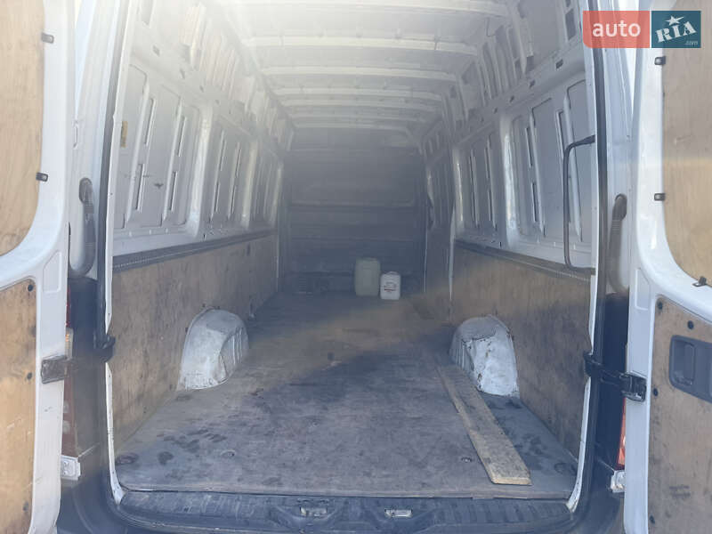Вантажний фургон Mercedes-Benz Sprinter 2015 в Коломиї фото 12 Вантажний фургон Mercedes-Benz Sprinter 2015 в Коломиї