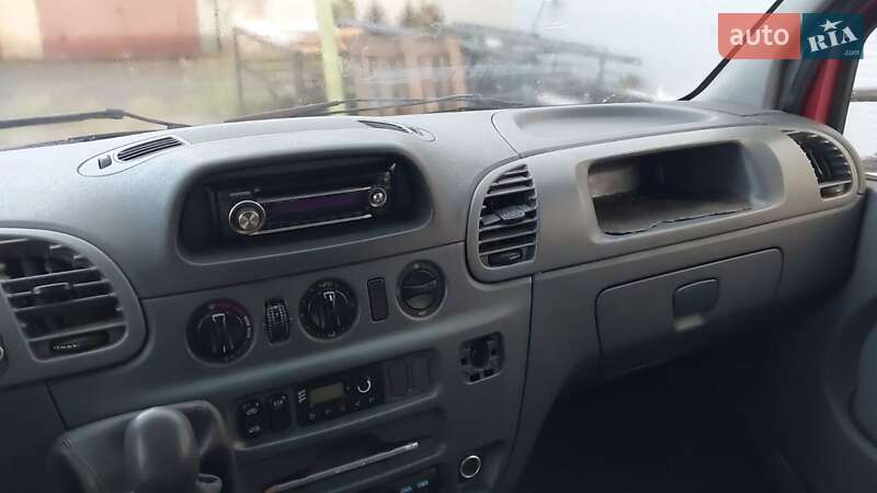 Грузопассажирский фургон Mercedes-Benz Sprinter 2000 в Киеве фото 7 Грузопассажирский фургон Mercedes-Benz Sprinter 2000 в Киеве