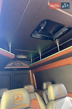 Мікроавтобус Mercedes-Benz Sprinter 2000 в  фото 16 Мікроавтобус Mercedes-Benz Sprinter 2000 в