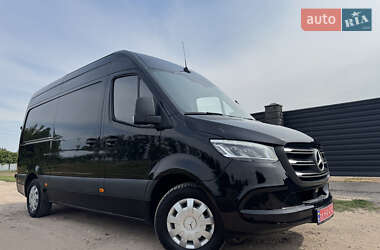 Грузовой фургон Mercedes-Benz Sprinter 2021 в  фото 3 Грузовой фургон Mercedes-Benz Sprinter 2021 в