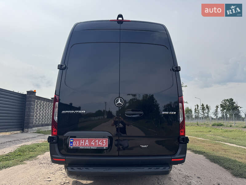 Вантажний фургон Mercedes-Benz Sprinter 2021 в Дубні