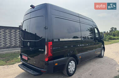 Грузовой фургон Mercedes-Benz Sprinter 2021 в  фото 29 Грузовой фургон Mercedes-Benz Sprinter 2021 в