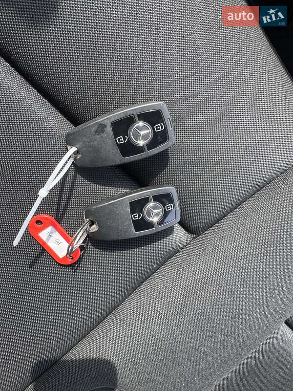 Вантажний фургон Mercedes-Benz Sprinter 2021 в Дубні