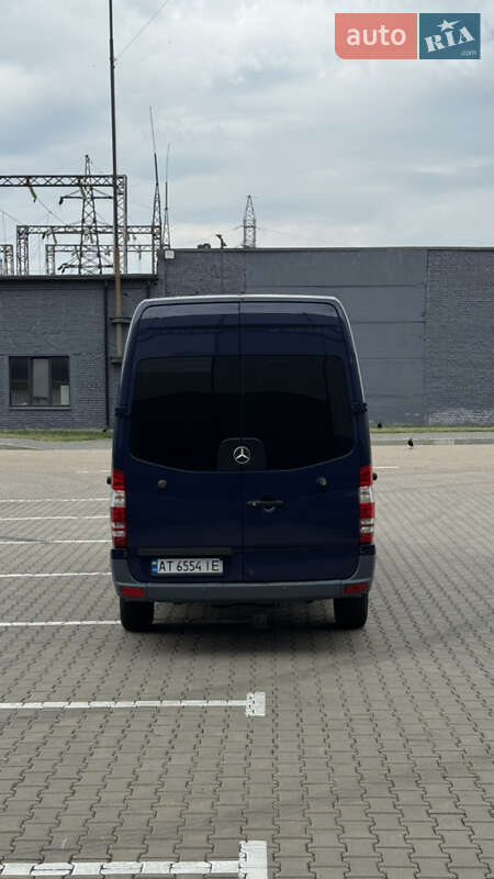 Грузопассажирский фургон Mercedes-Benz Sprinter 2006 в Ивано-Франковске